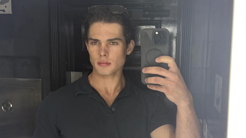 Looksmaxxing influencer Clavicular reportedly hospitalized after suspected overdose on live stream
