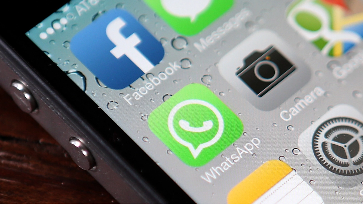 All the iPhones that WhatsApp will no longer work on from next month