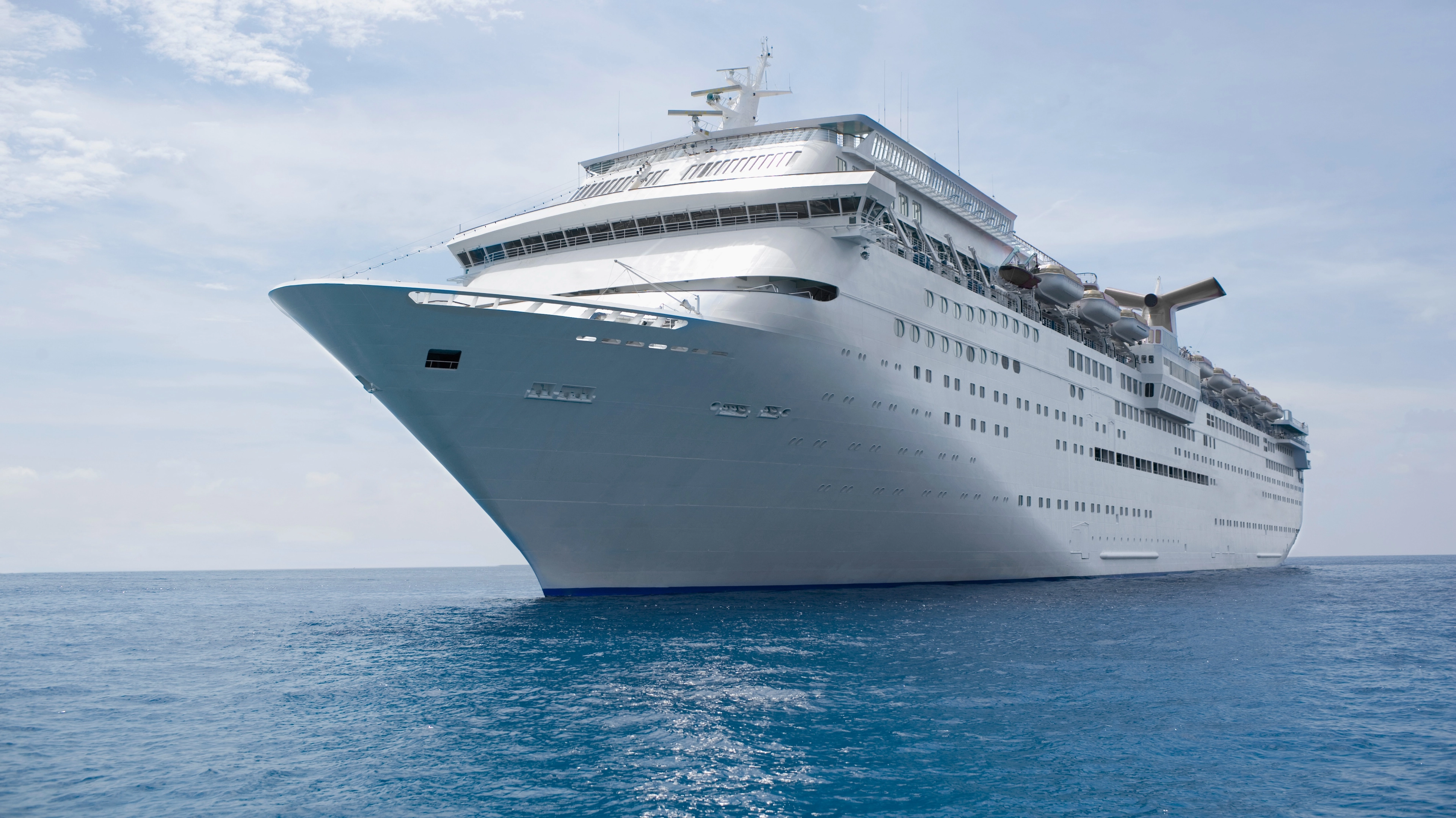 Cruise ship doctor explains onboard 'bread and butter' illness