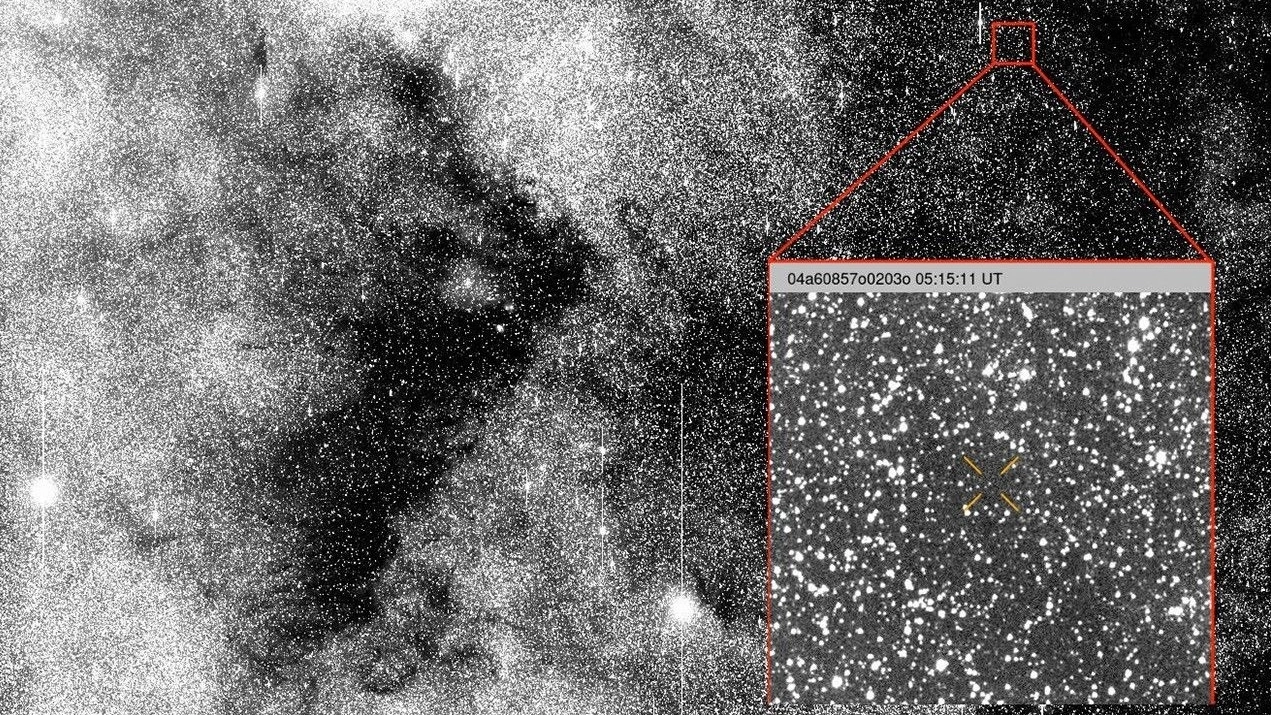 Harvard physicist issues chilling ‘mini-probe’ warning as fast-moving space object nears the Sun