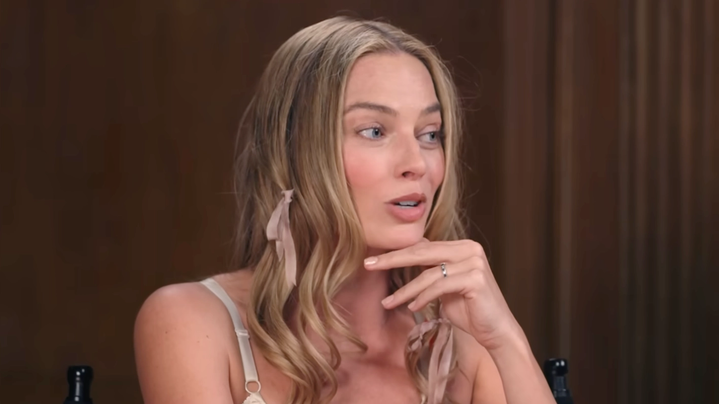 Margot Robbie reveals male co-star once gave her a book to ‘let her know she should lose weight’