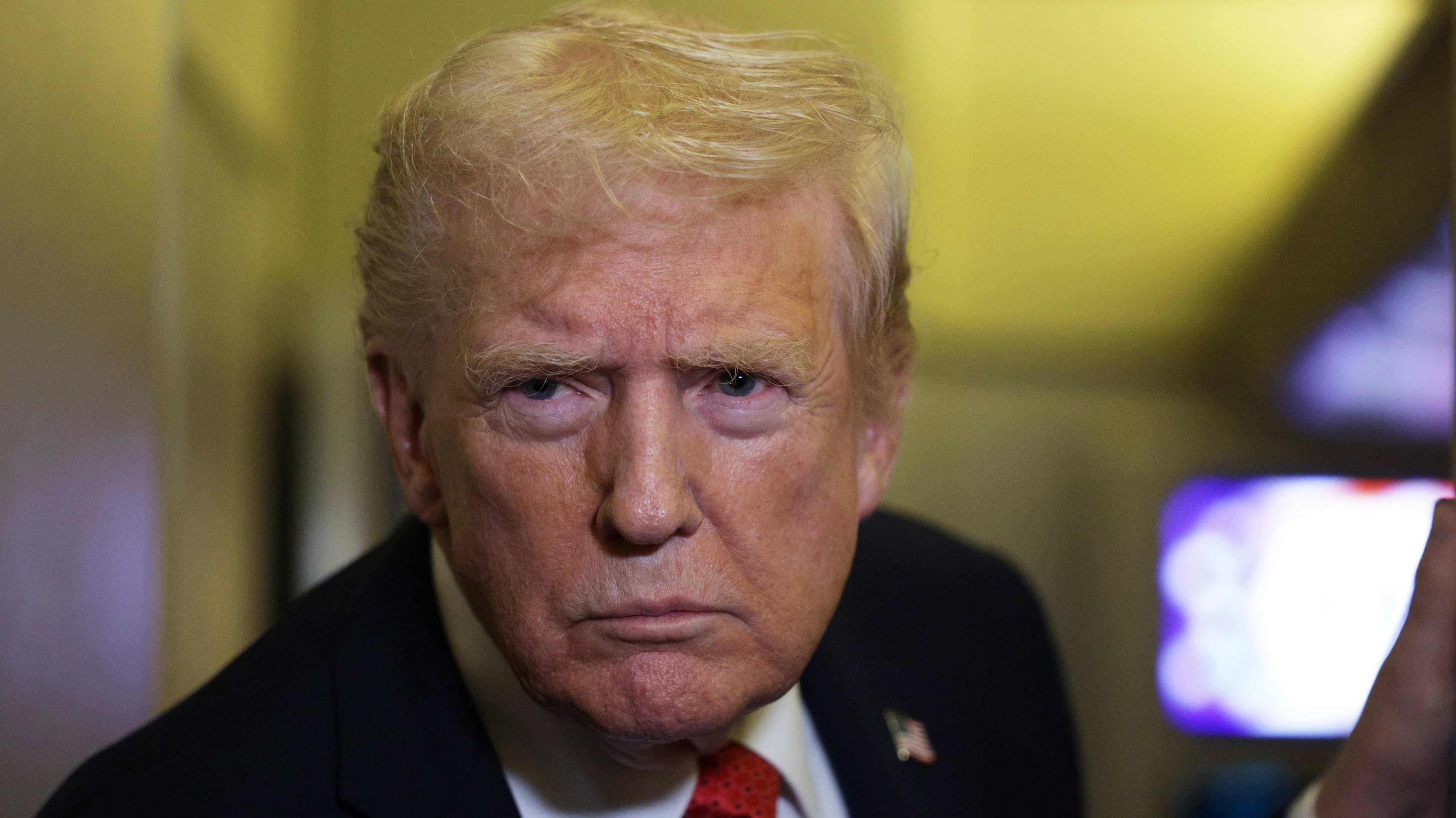 Trump makes shocking claim about Ukraine’s chances of winning war after ‘explosive’ meeting with Zelenskyy