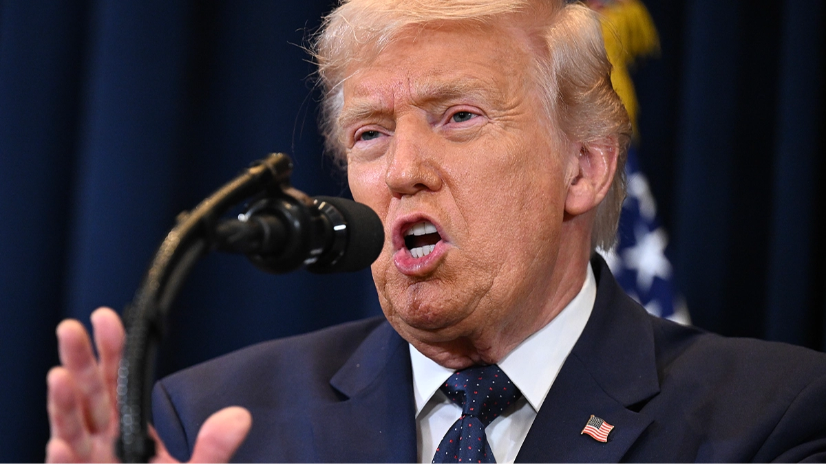 Trump disturbingly jokes about sinking Iranian ships rather than capturing them because it's 'more fun'