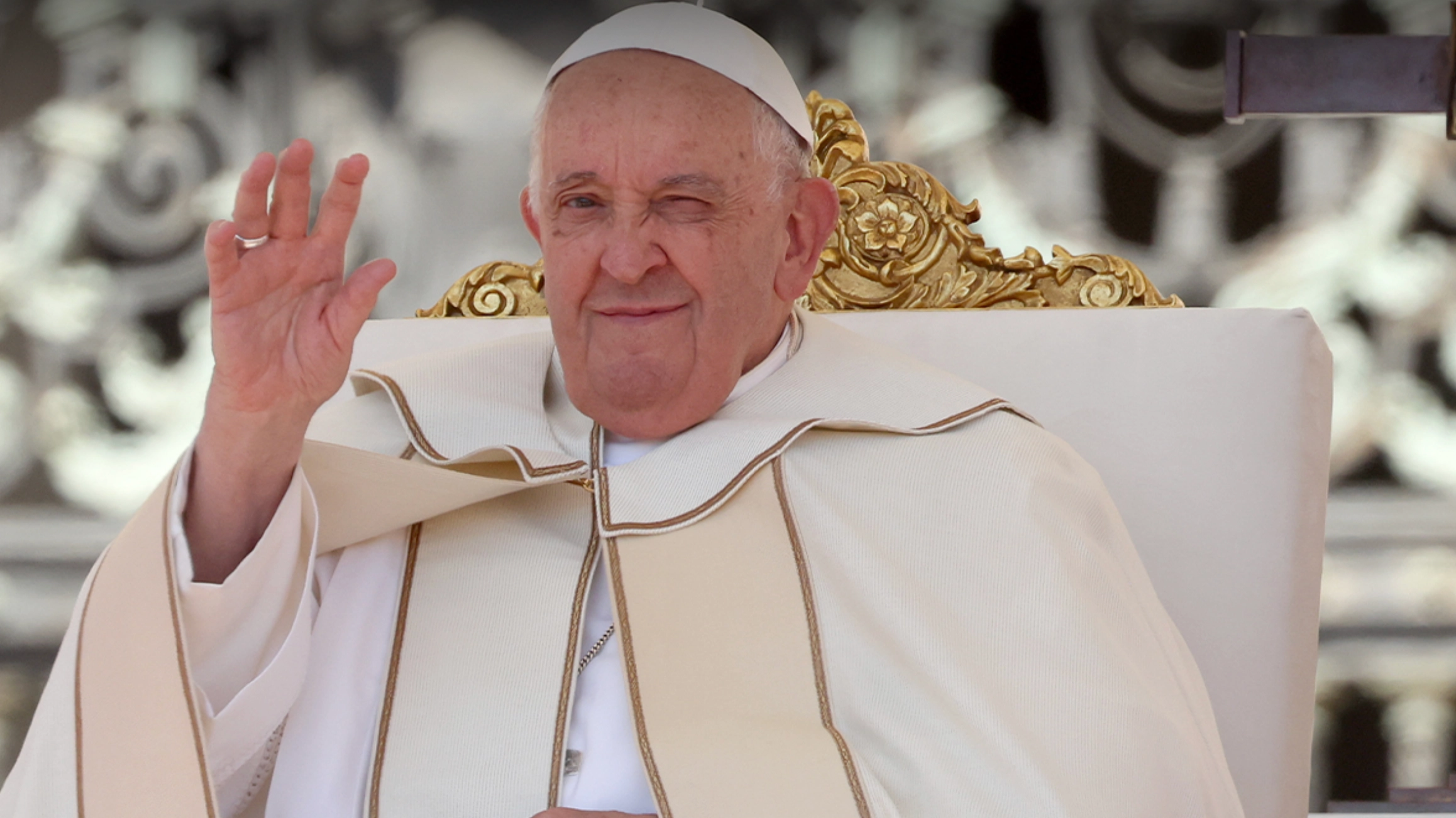 Doctor details Pope Francis' heartbreaking final moments before death aged 88