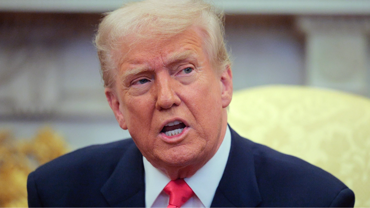 Trump sends terrifying warning after leaving G7 early for 'much bigger' issue amid Israel-Iran attacks