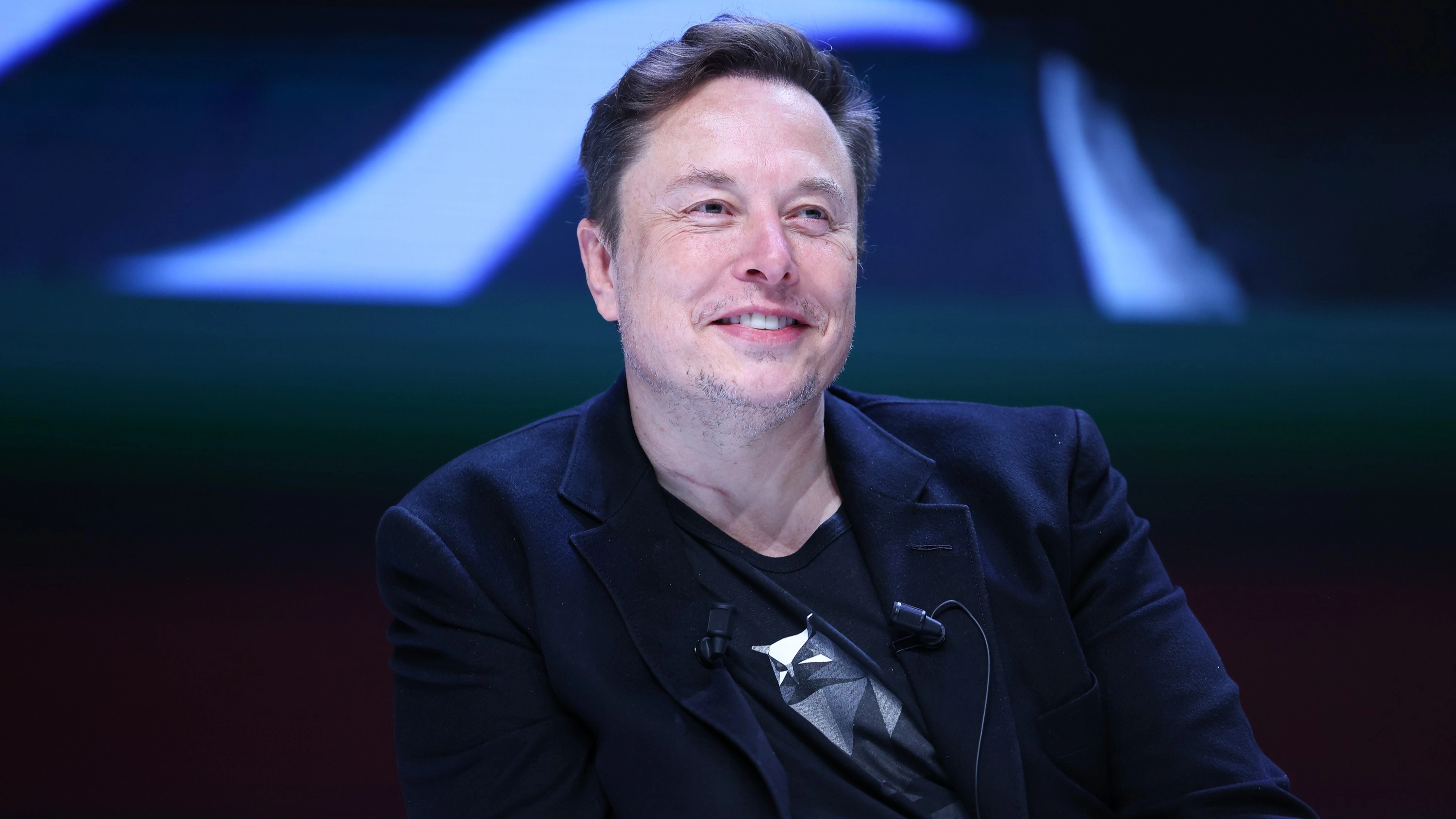 Elon Musk makes huge change to Grok AI and Twitter users aren't happy