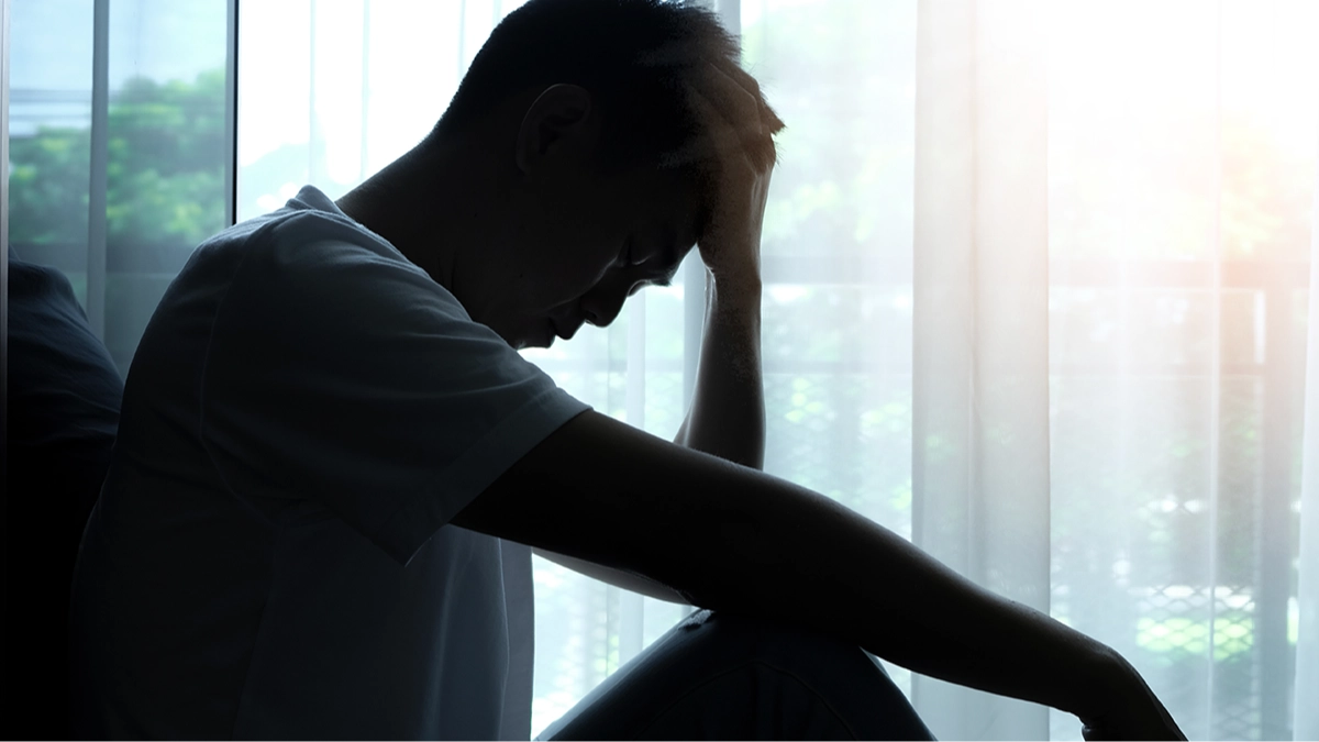 Harvard experts warns four common habits could be shrinking our brains