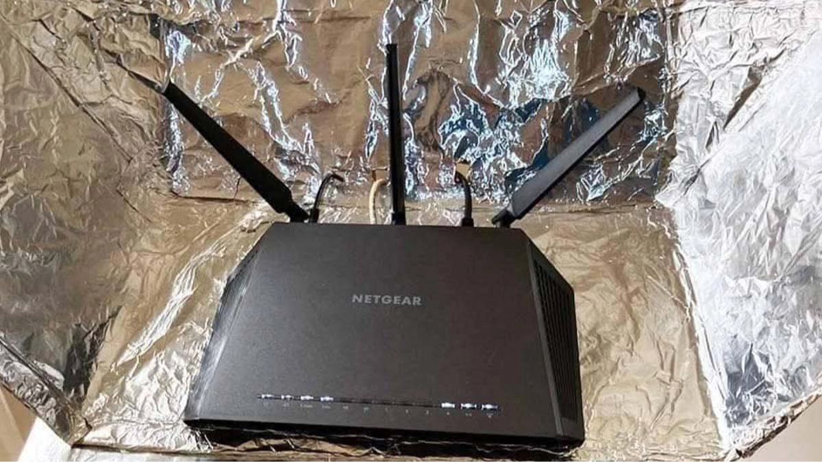 People are just learning why they should wrap Wi-Fi in aluminum foil after seeing bizarre post