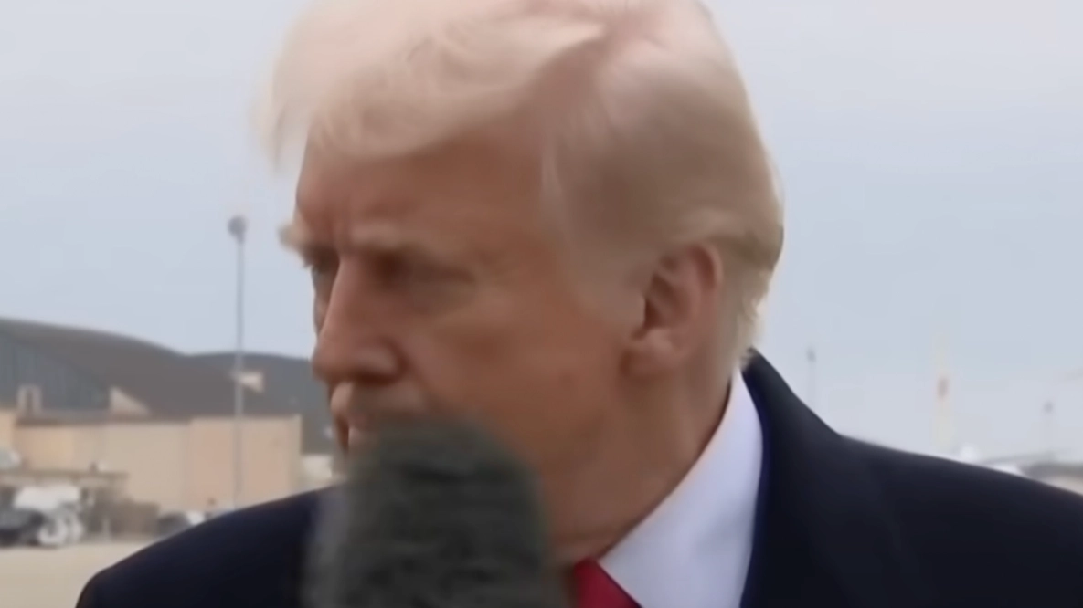 Donald Trump scolds reporter with brutal seven-word response after microphone hits him in the face
