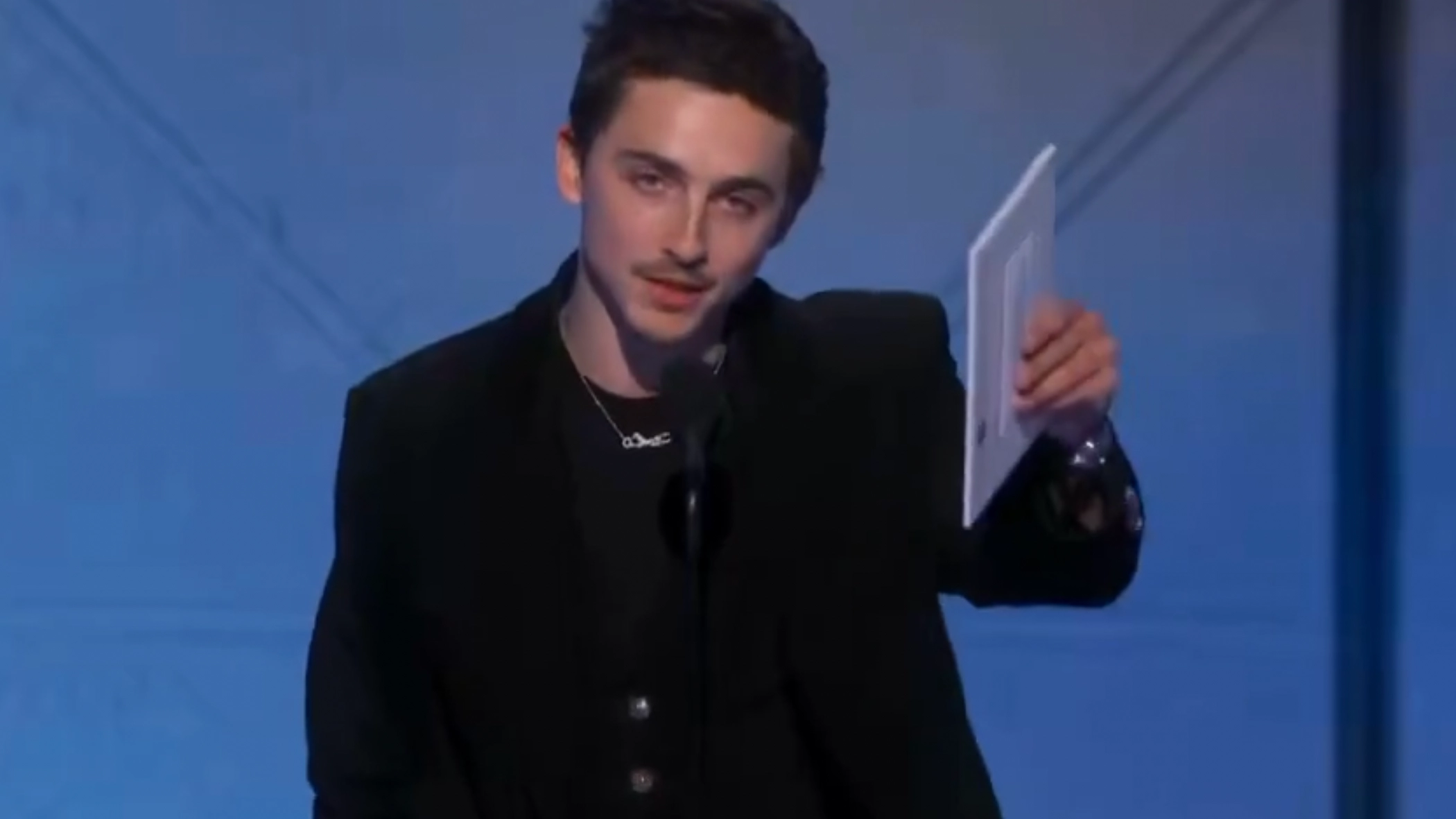 Timothée Chalamet makes subtle mention to Kylie Jenner in acceptance speech at Golden Globes