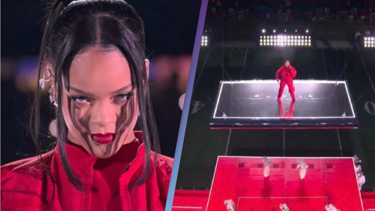 Fans praise Rihanna for not bringing out any guests during Super Bowl halftime show