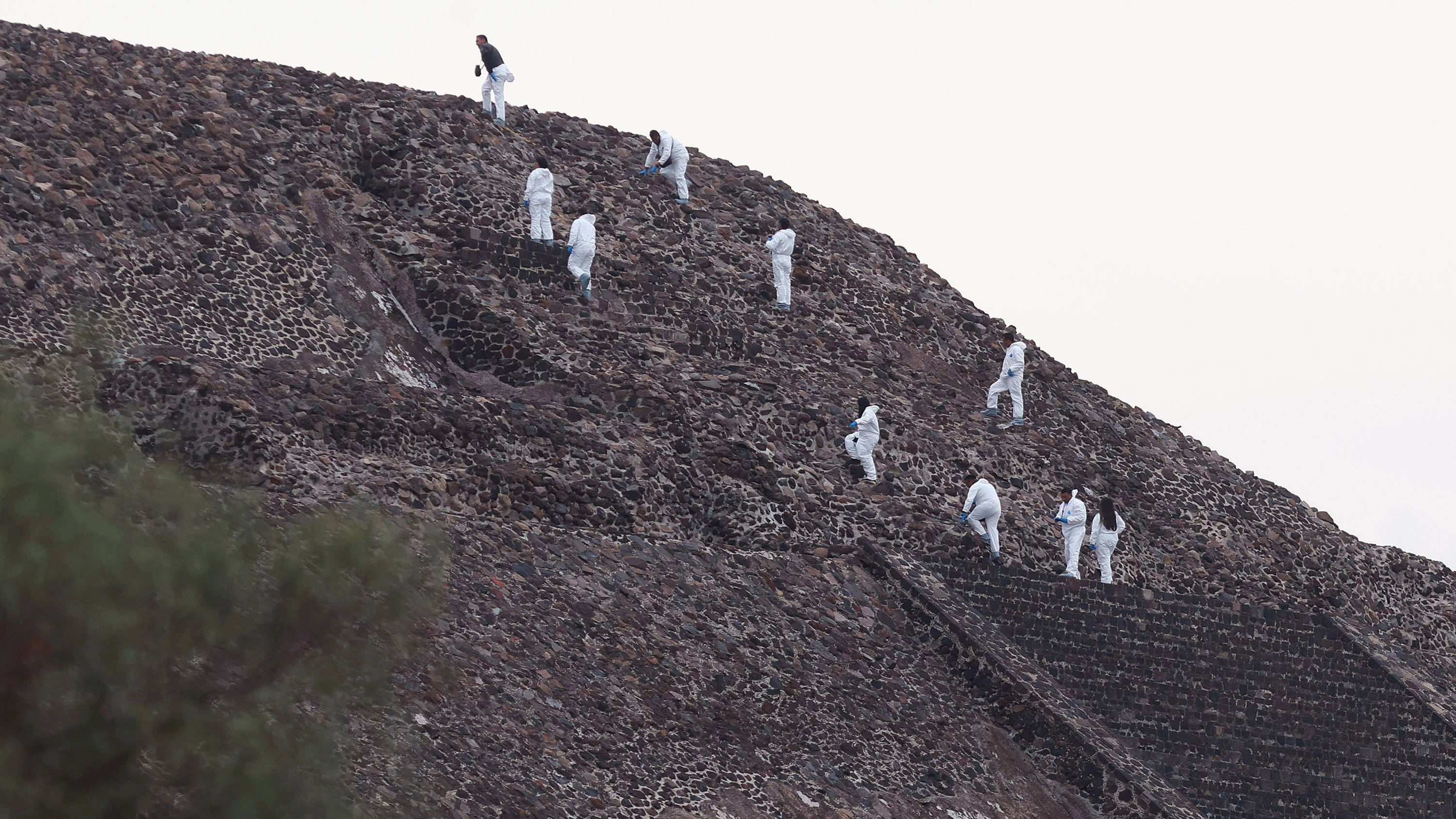 Possible motive of gunman revealed after he opened fire on tourists at iconic Mexican pyramid site