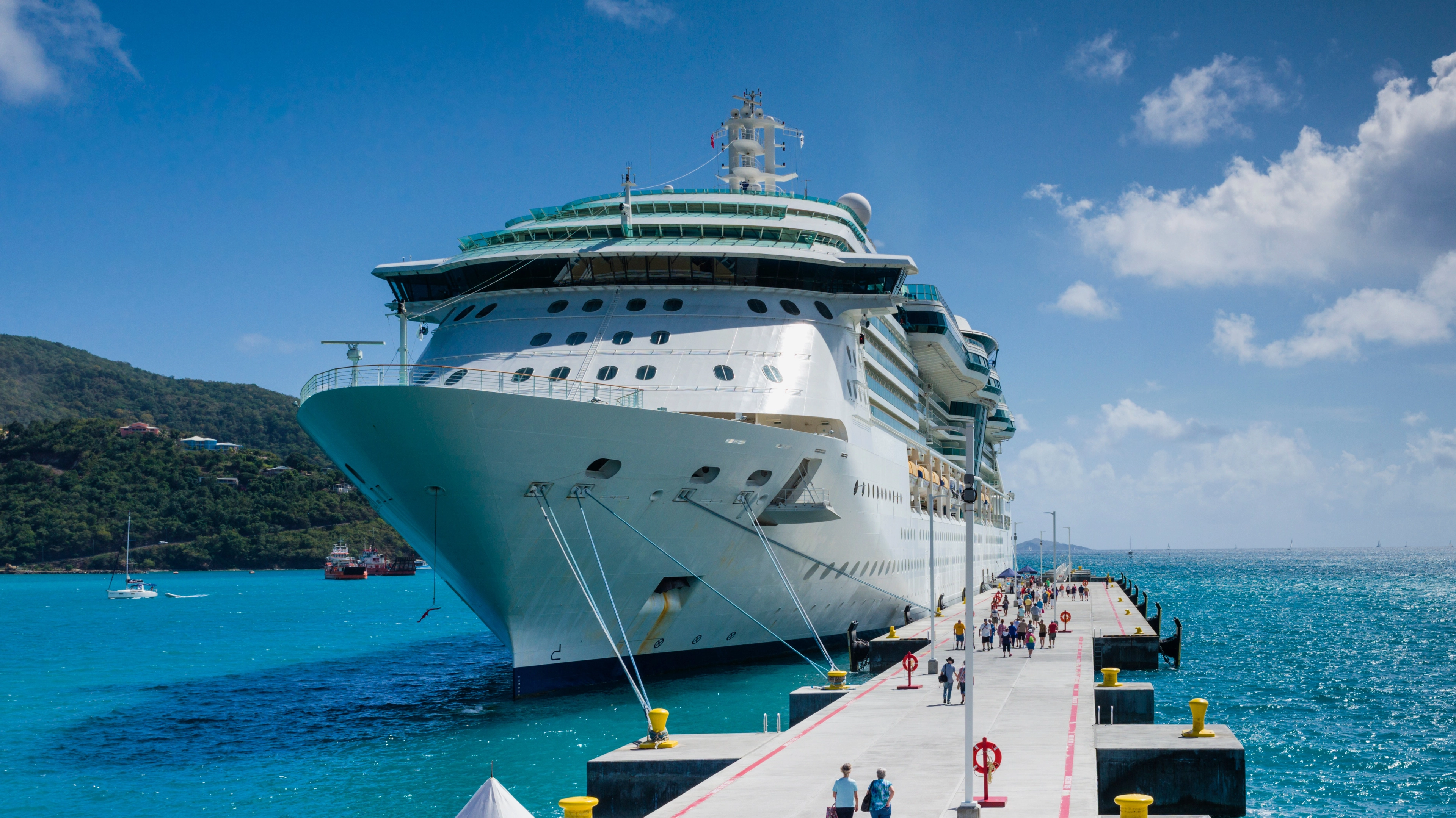 Cruise passengers reveal number one tip to avoid pricey onboard blunder