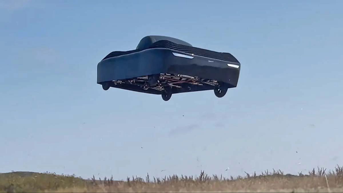Footage of ‘world’s first’ flying car leaves everyone saying the same thing as eye-watering price revealed