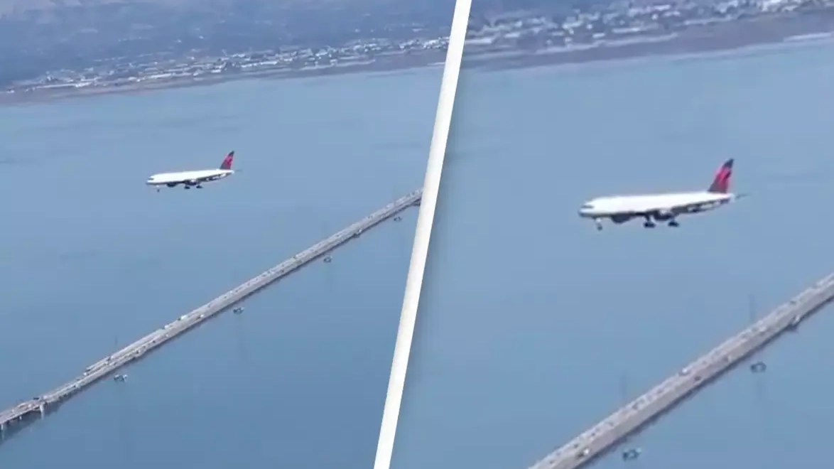 People baffled by 'glitch in the matrix' after spotting plane ‘stopped still in the air’
