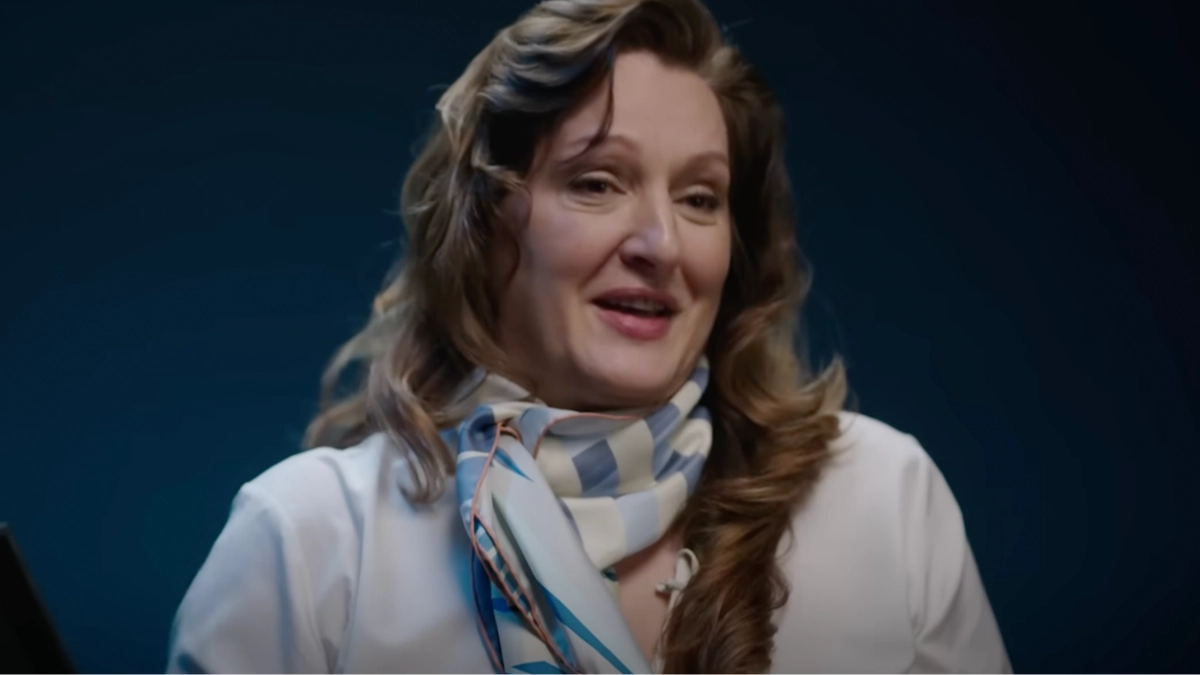 Truth behind whether you'd go to jail trying to join the 'Mile High Club' as flight attendant reveals how often passengers have sex