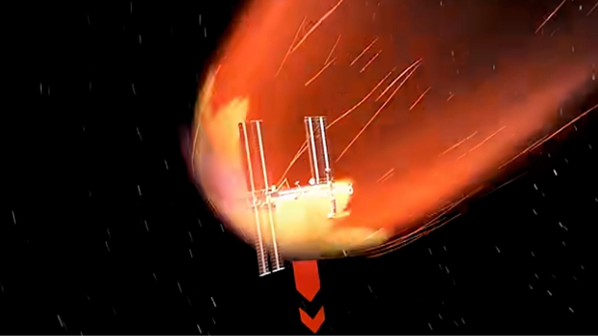 Mind-blowing simulation shows reason why the ISS doesn’t crash into Earth despite ‘constantly falling’