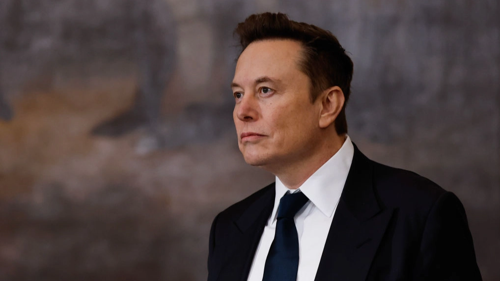 Woman who went to Auschwitz with Elon Musk explains how the billionaire acted during the visit