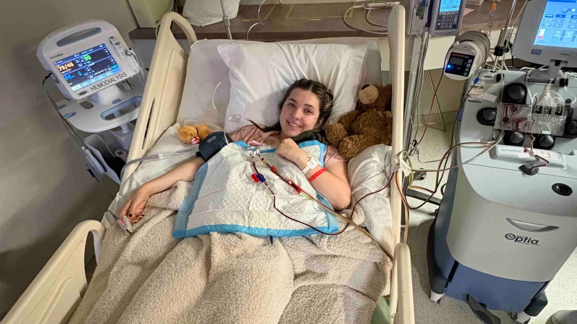 Woman shares important message after she woke up unable to move and was paralyzed within hours