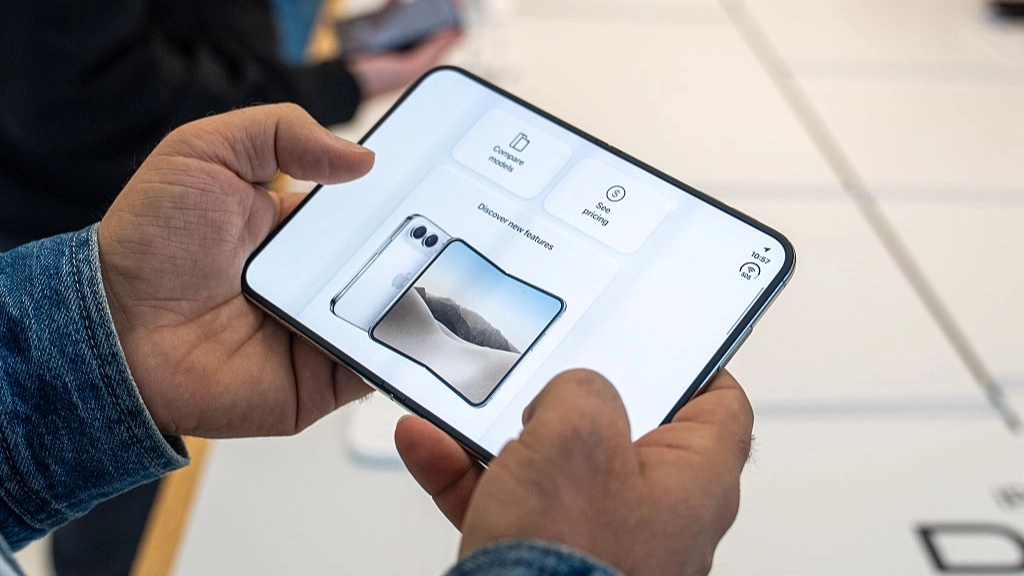 People buying a new iPhone are being warned they could waste thousands on one costly mistake