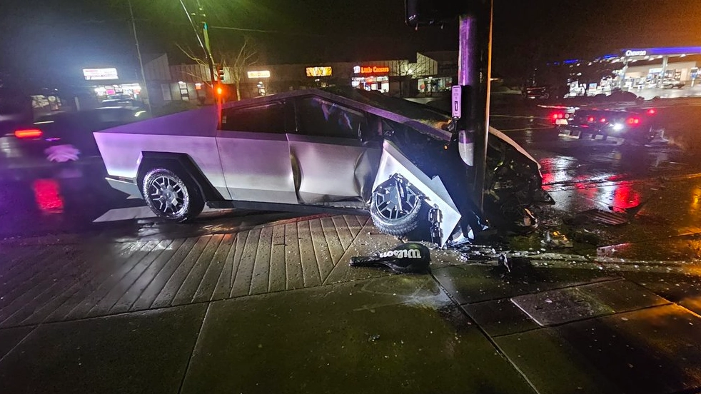 Cybertruck owner warns others avoid his ‘mistake’ after terrifying crash while using self-driving feature