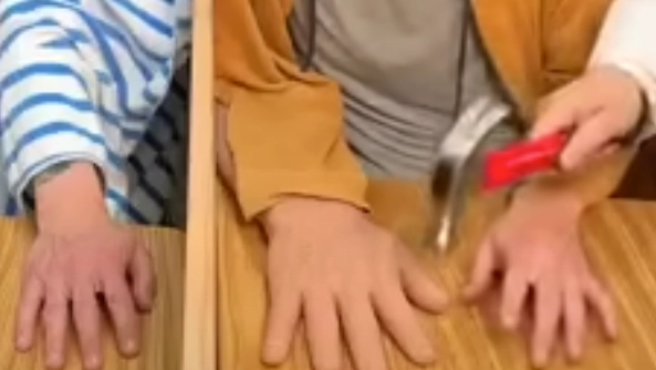 'Fake hand experiment' proves the terrifying way the brain can be tricked into feeling pain