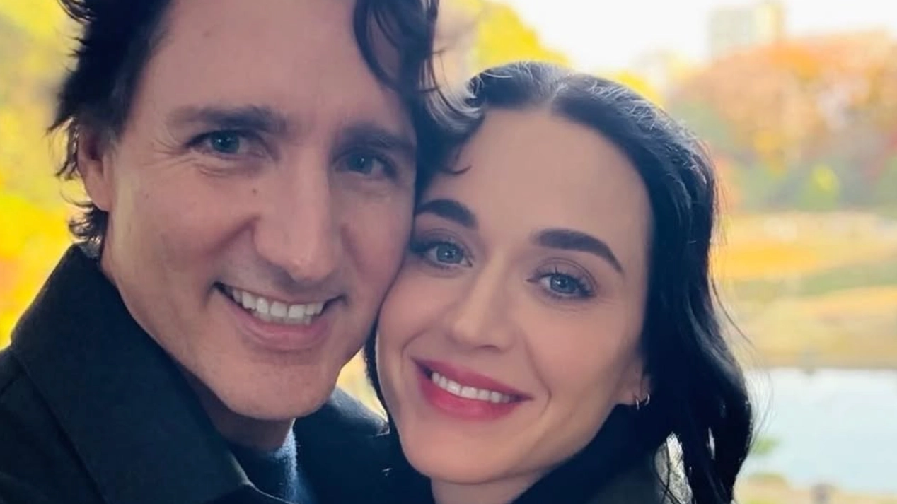 Katy Perry divides opinion over 'inappropriate photo' with Justin Trudeau after they 'hard launch' relationship