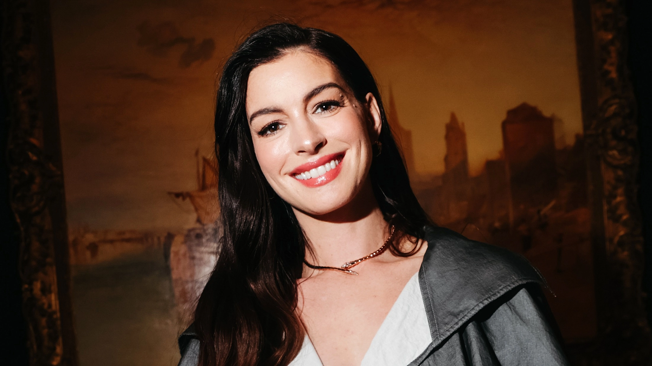 Anne Hathaway was 'legally blind' in left eye for a decade after contracting early cataract