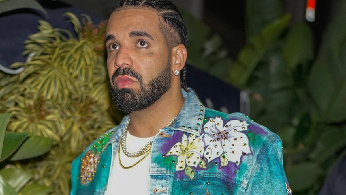 Infamous 'Drake curse' hits again as rapper loses $1 million on Super Bowl bet
