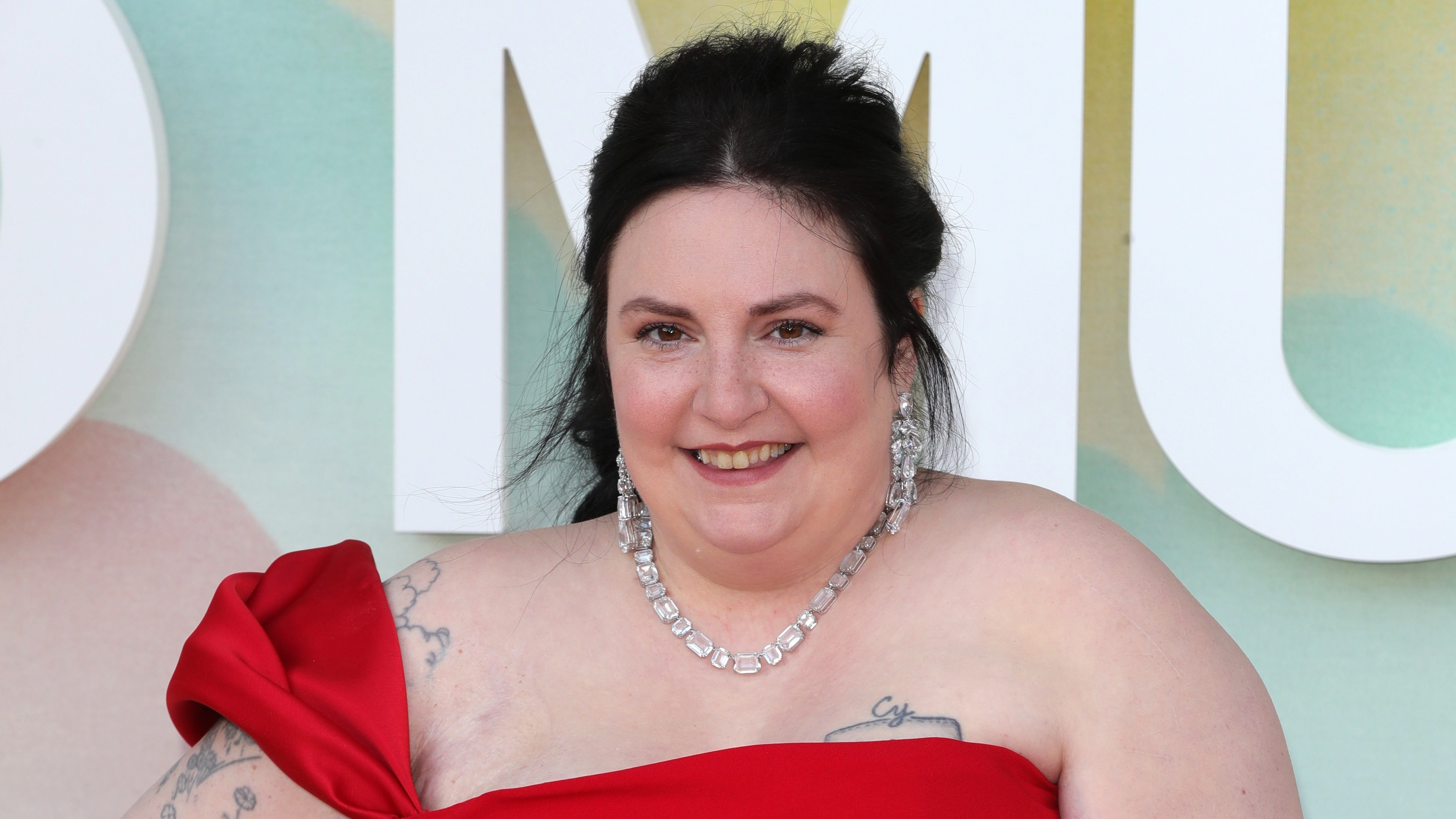 Lena Dunham reveals the shocking advice her plastic surgeon gave her