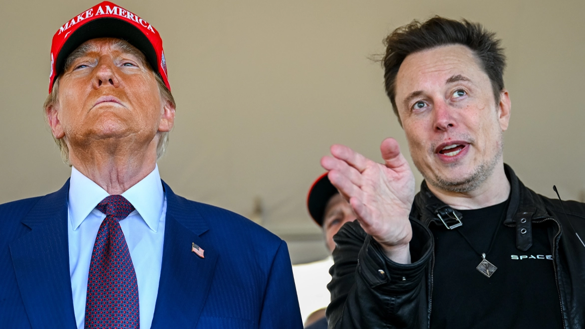 Donald Trump issues stern warning to federal workers who don't respond to Elon Musk's controversial email