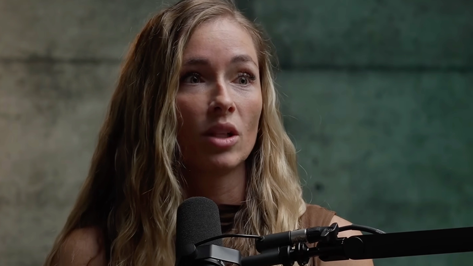 Woman raised by doomsday preppers reveals what her parents made her do to prepare for the end of the world