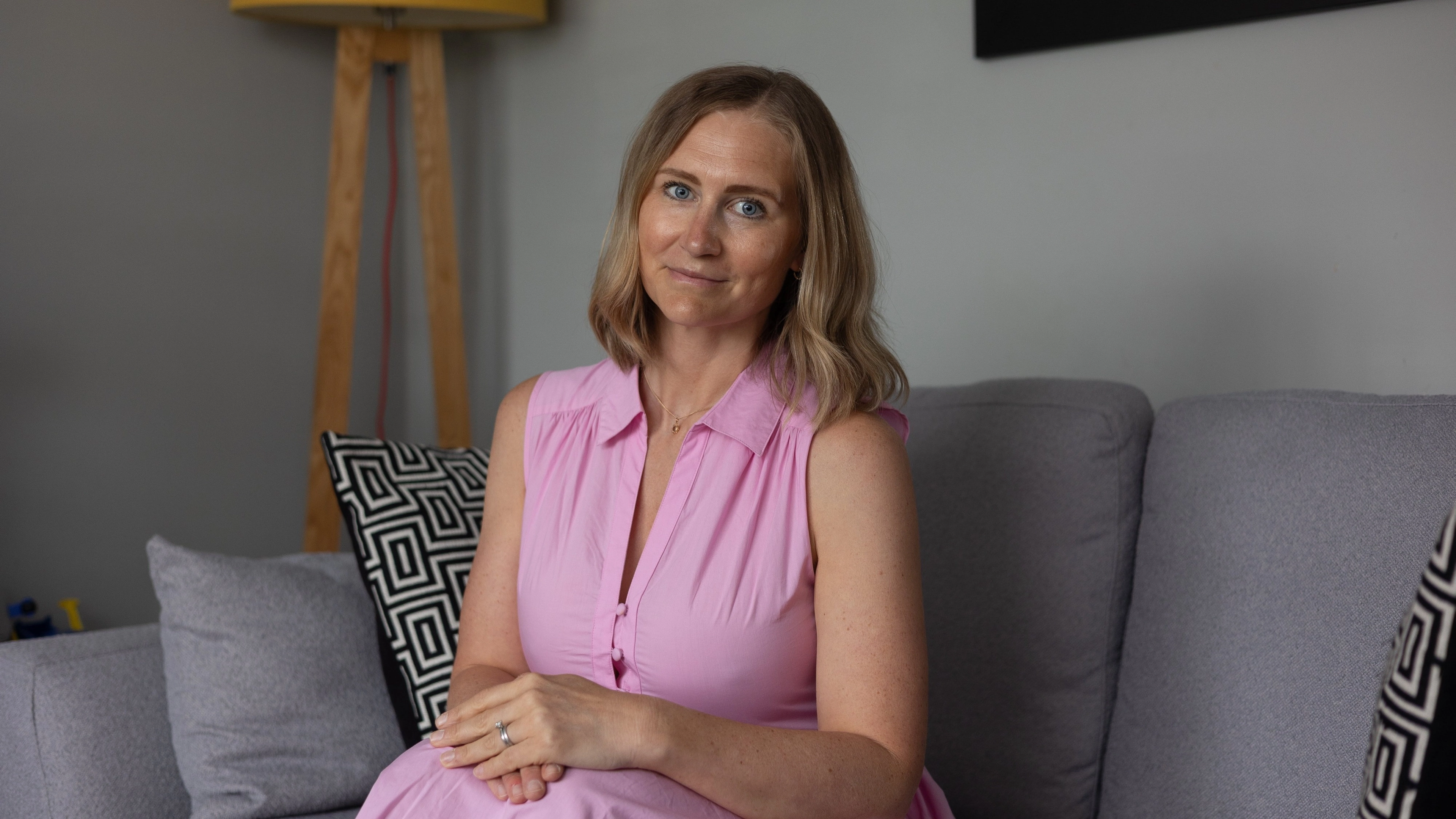 Woman reveals symptoms dismissed by doctors 10 times before being given cancer diagnosis