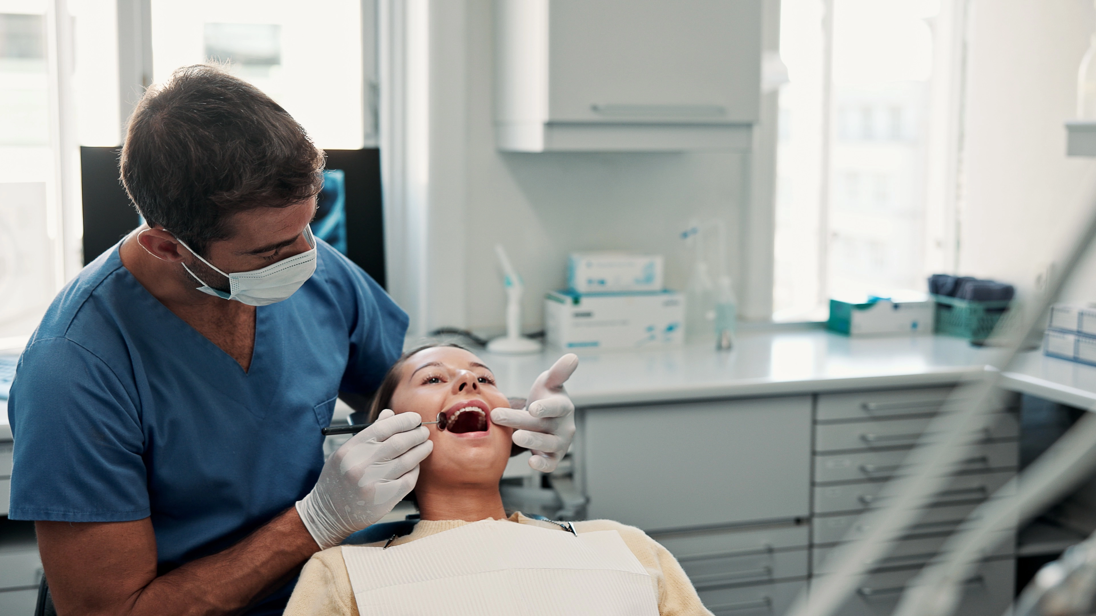 Dentist explains how to avoid 'Ozempic teeth' and shares alarming symptoms to look out for