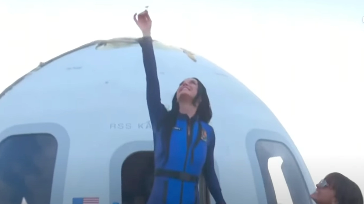 Everyone is pointing out same 'crazy' detail as Katy Perry lands back on Earth after Jeff Bezos' Blue Origin space flight