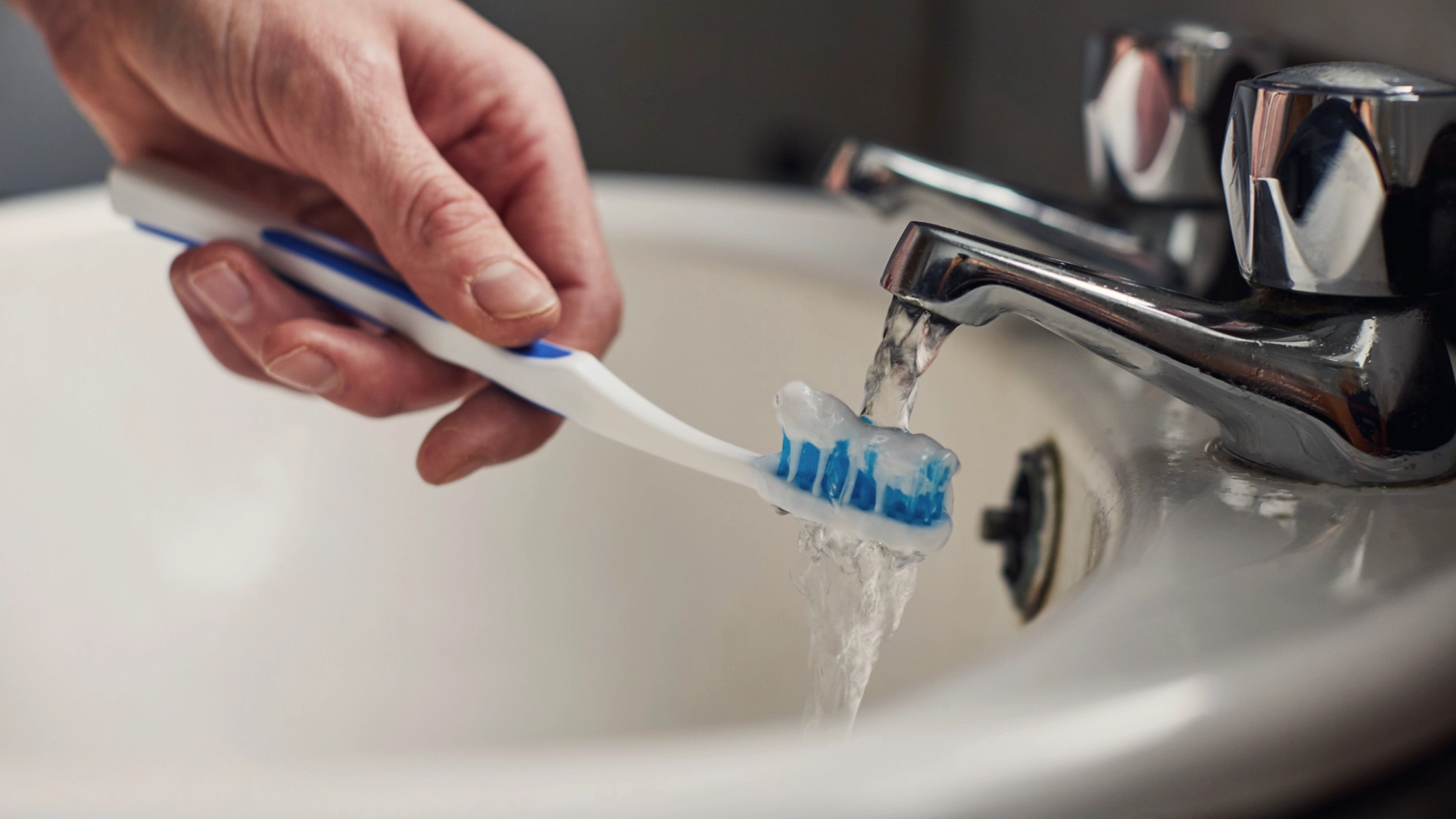 Dentist reveals important reason why you must replace your toothbrush every three months