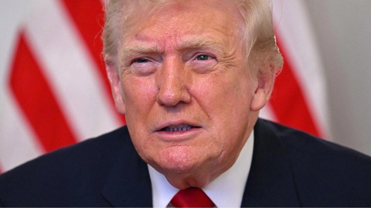 Trump's questionable response when asked if he'll attend funeral of National Guard member who died after shooting near White House