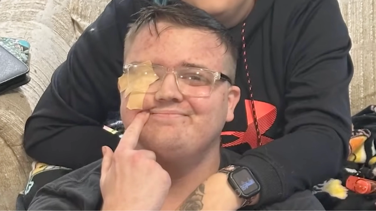 Man, 26, diagnosed with inoperable brain tumor reveals subtle first symptoms he noticed