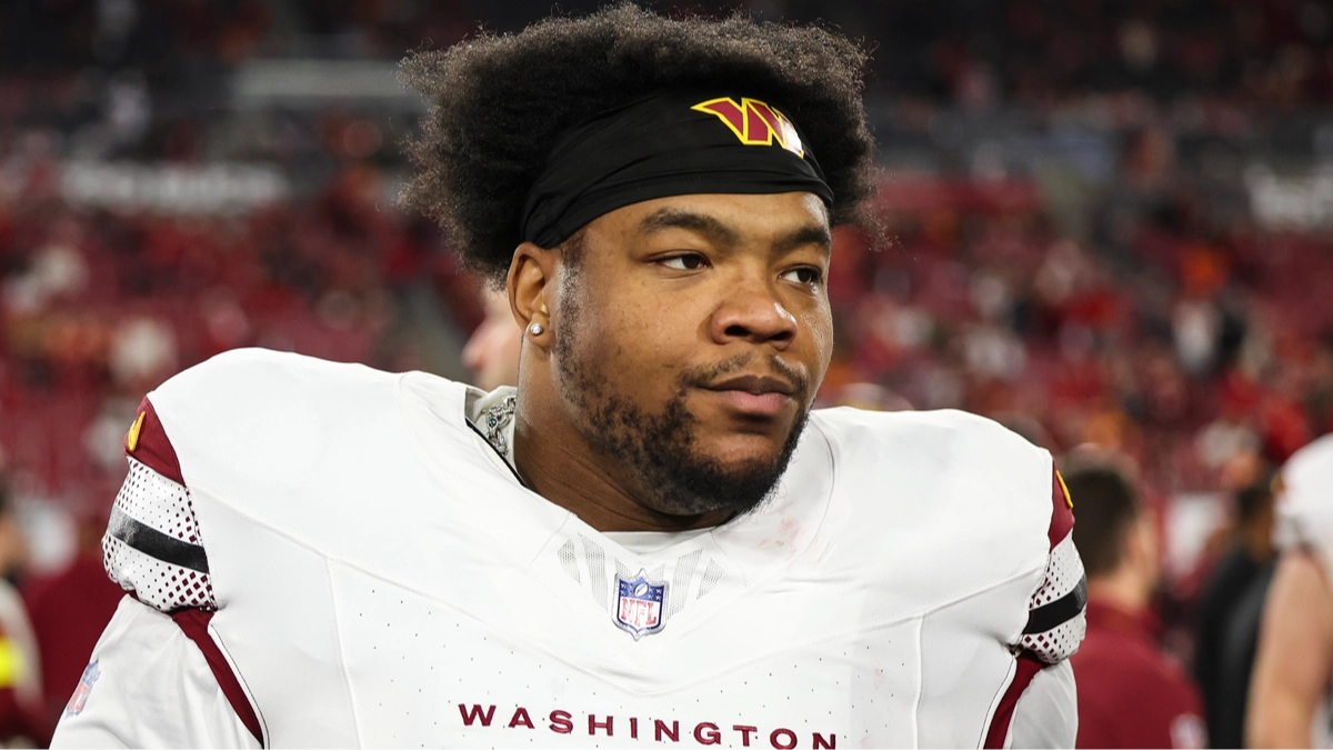 NFL star makes major decision following suspension for punching opponent who 'performed Donald Trump gesture'