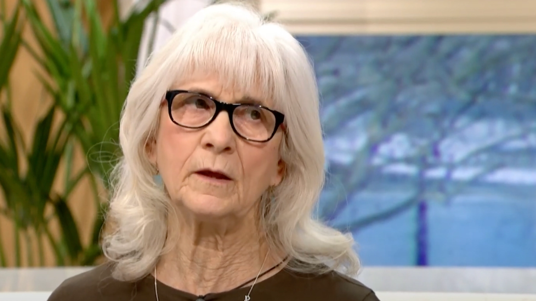 Mind-blowing story of woman who discovered she has a rare genetic mutation where she can’t feel pain