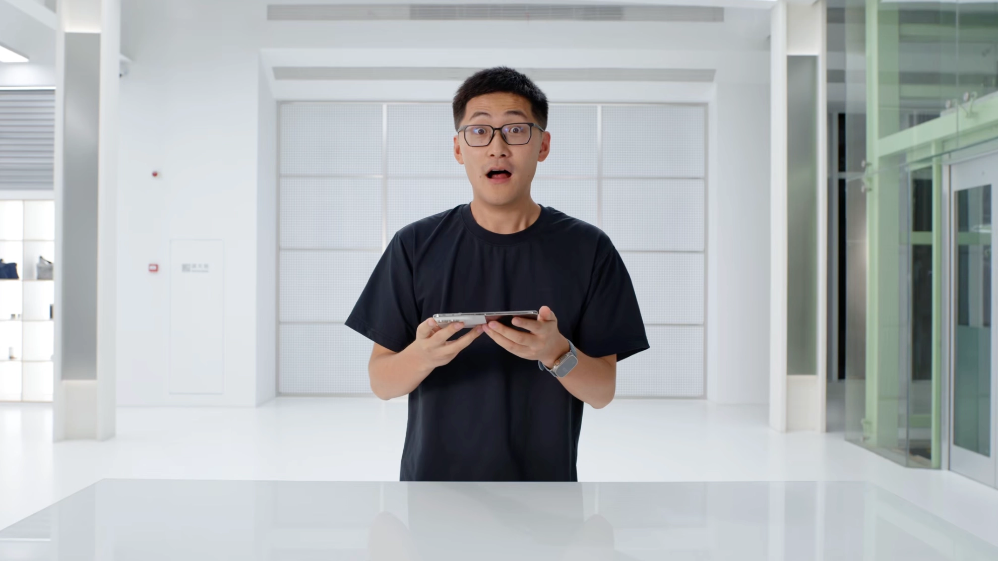 Man folds $2,000 iPhone Duo 10,000 times to expose what the screen would really look like after years of real use