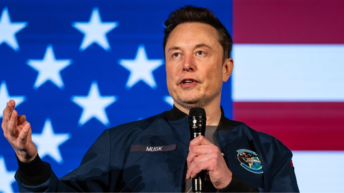 Elon Musk slammed for chilling war prediction in tweet as people call for government to intervene