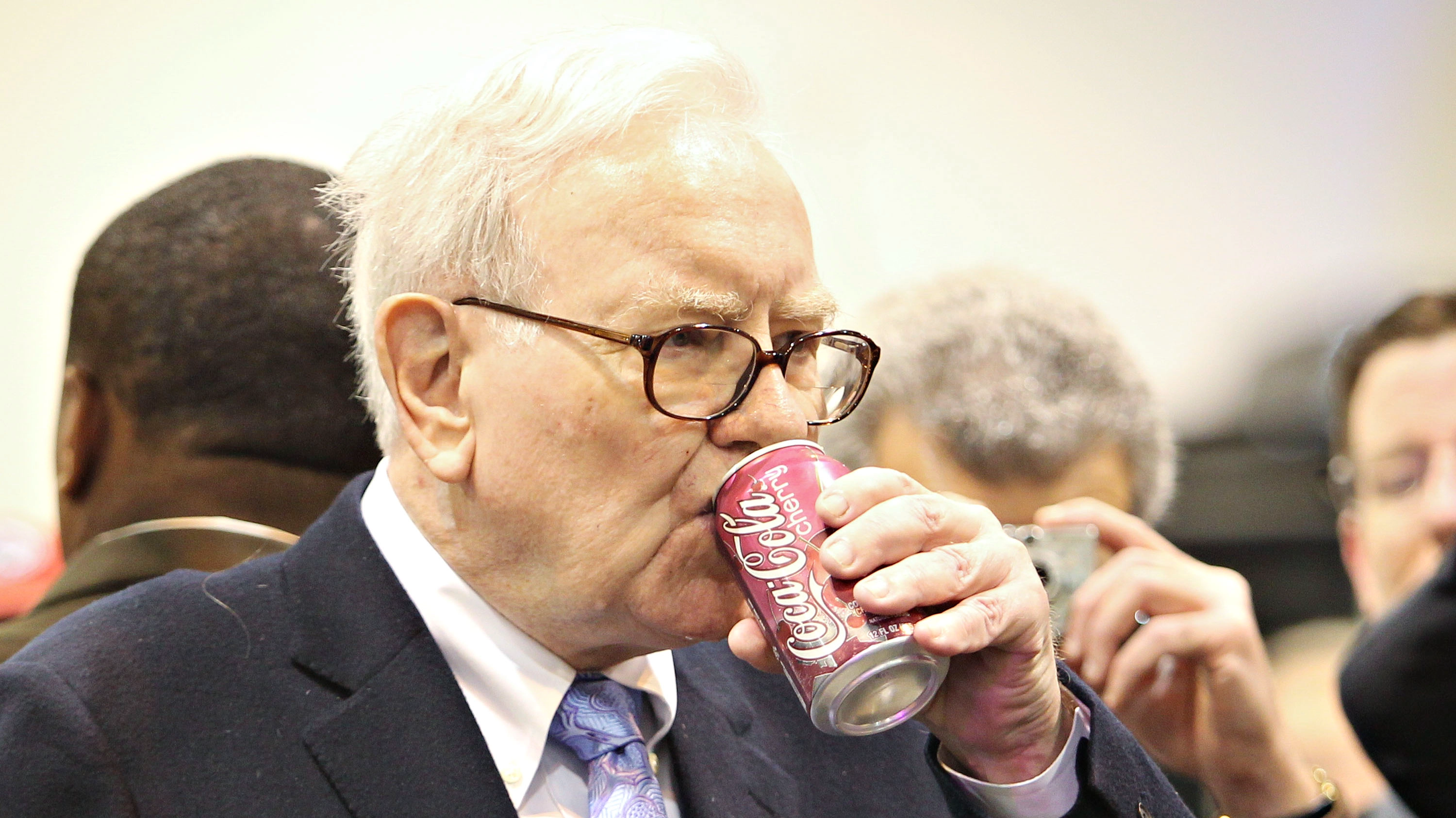 How Warren Buffett's 40-year-old investment in Coca-Cola earns him millions every year
