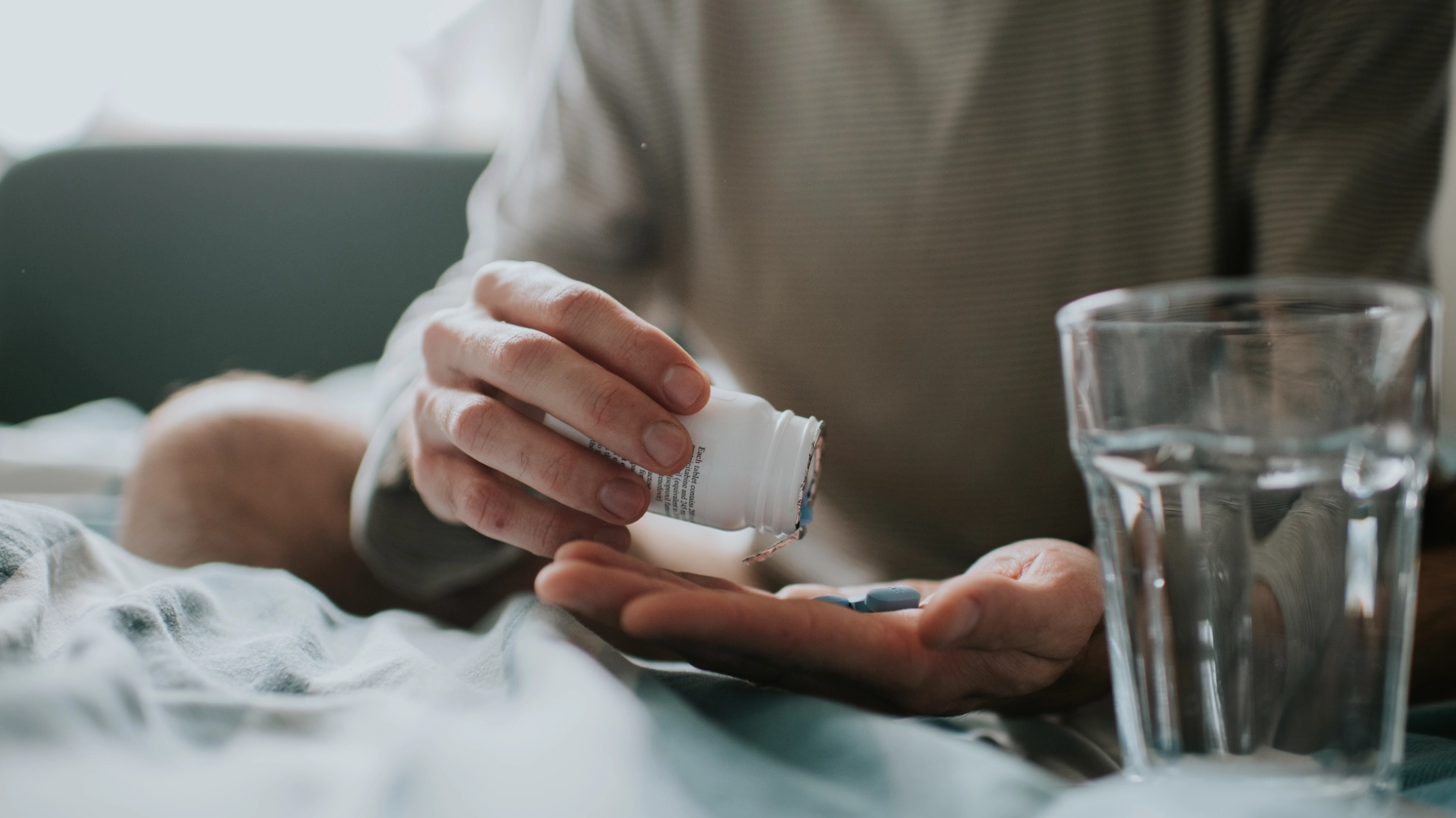 People with HIV explain the first symptoms they noticed as experts warn of 3.3 million new cases