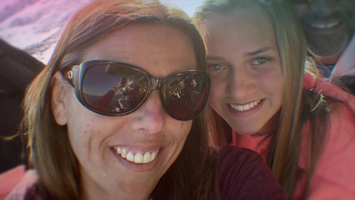 Psychological condition explained as expert weighs in on why mom anonymously bullied and harassed her daughter for a year