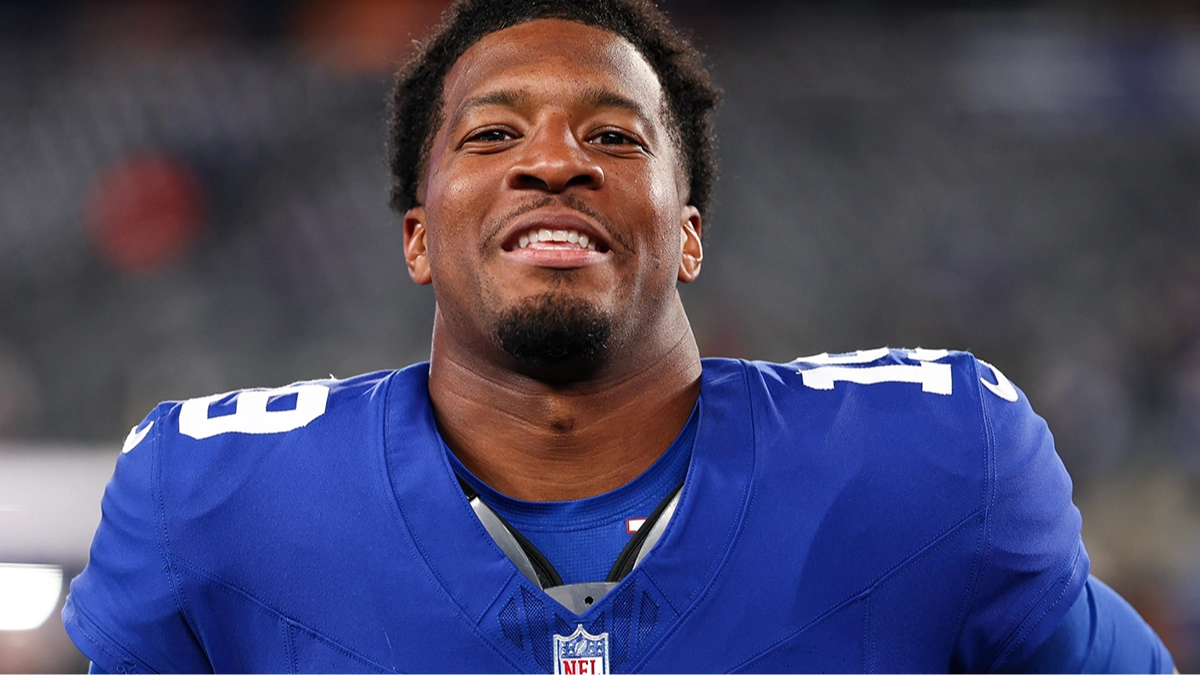 NFL star explains why he purchased separate homes to 'stop having sex'