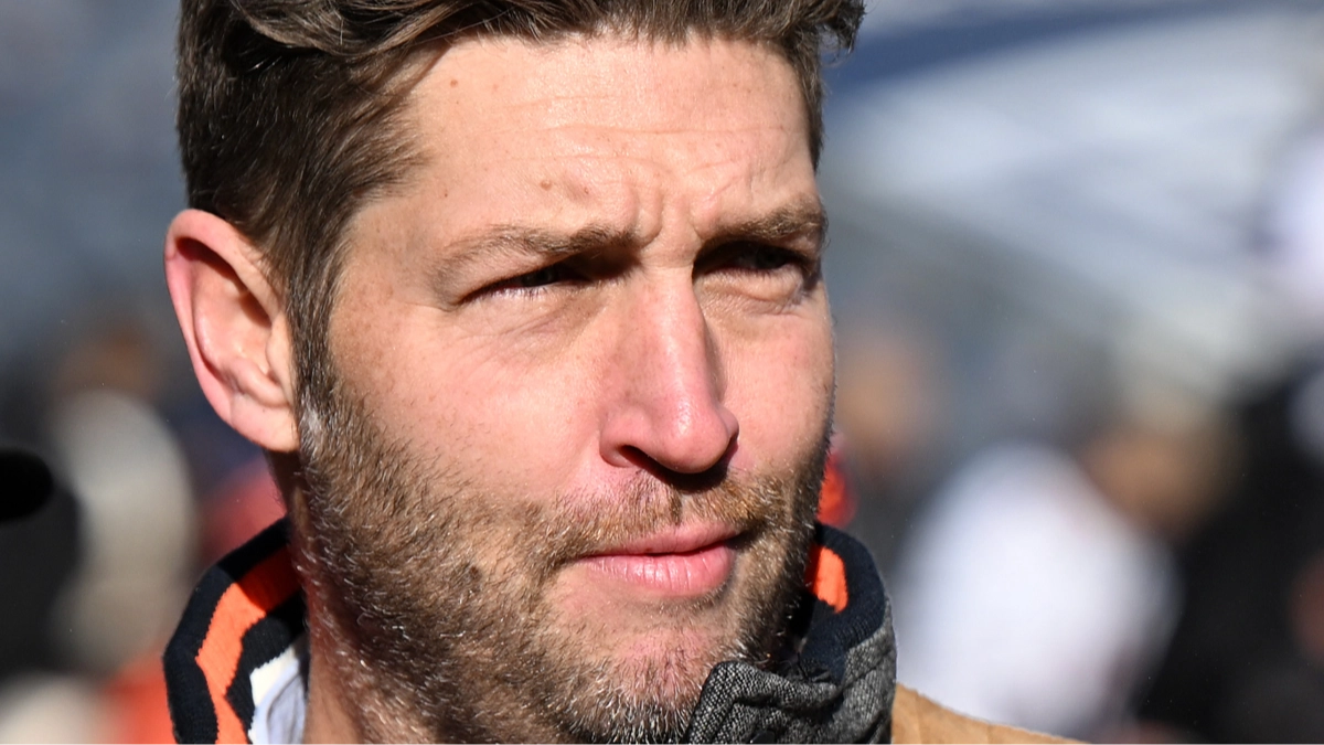 Former NFL star Jay Cutler begins serving prison sentence after making deal