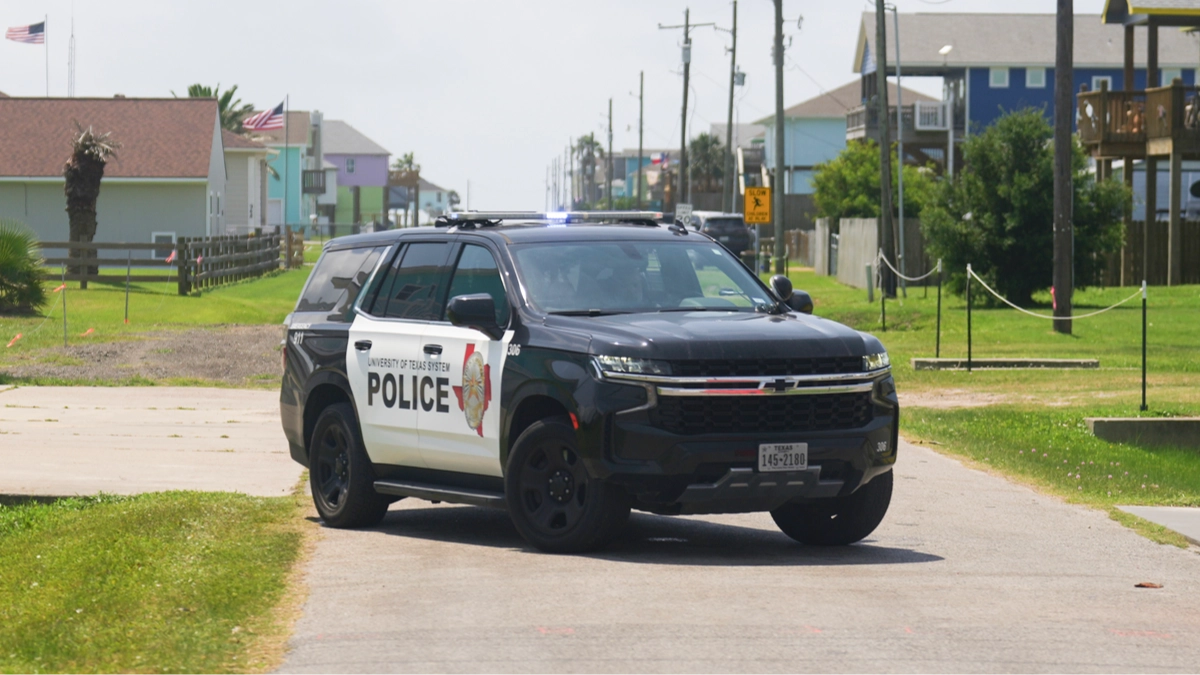 Shocking act police carried out after migrant from El Salvador living in US called cops to report domestic abuse