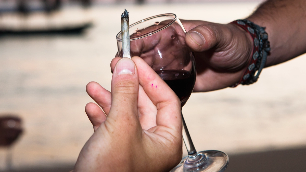 Brain doctor explains whether alcohol or weed is worse for you after disturbing new cannabis side effect revealed