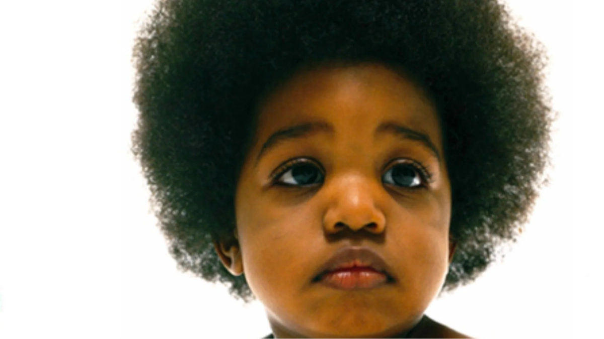 Shocking amount toddler was paid to be the face of one of the most notable rap albums of all time